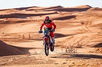 Drama en el inicio del Dakar: caída y abandono de Schareina tras liderar