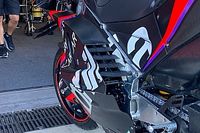 El chasis de carbono de Aprilia no llega al test de Misano