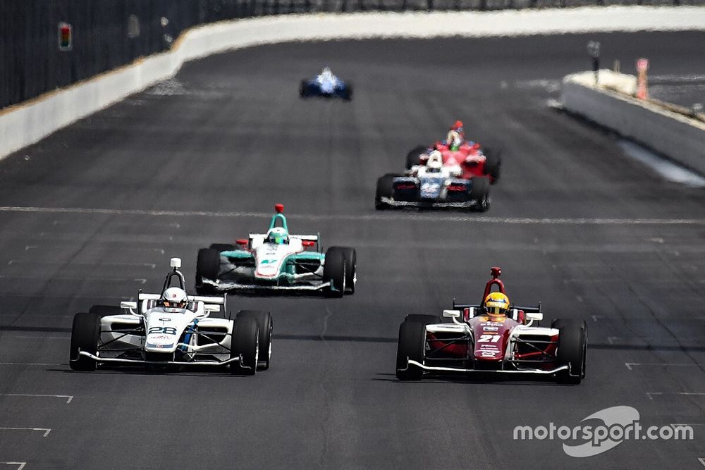 Oliver Askew, Andretti Autosport y Rinus Veekay, Juncos Racing