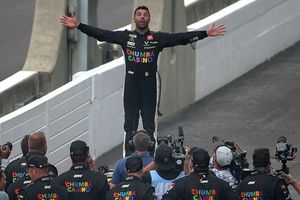 NASCAR Indianápolis: Wallace vence a Larson y gana la Brickyard 400