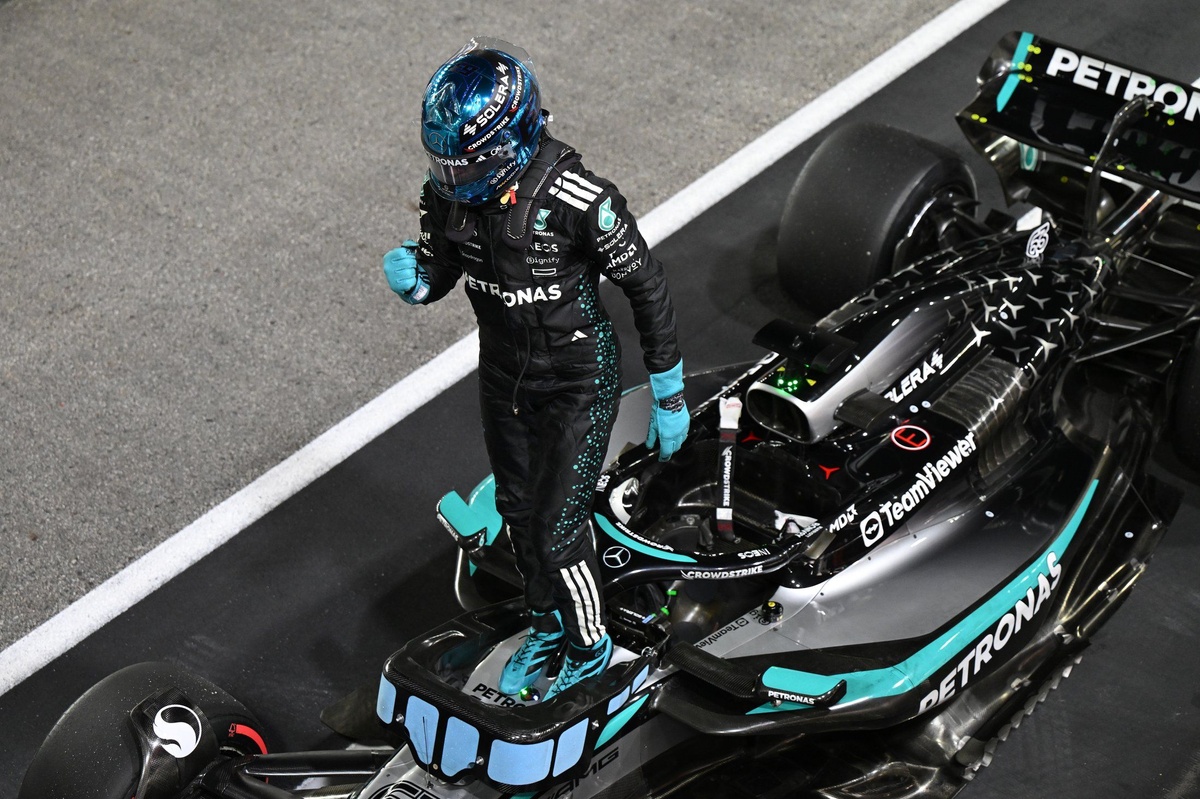 How Russell nailed Singapore GP pole as Verstappen's dirty air complaint is examined
