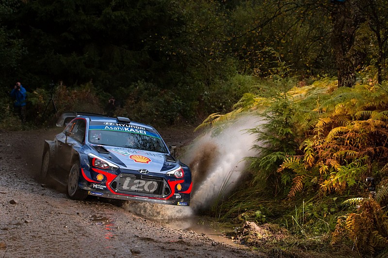 Neuville dit craindre Ogier plus que Tänak