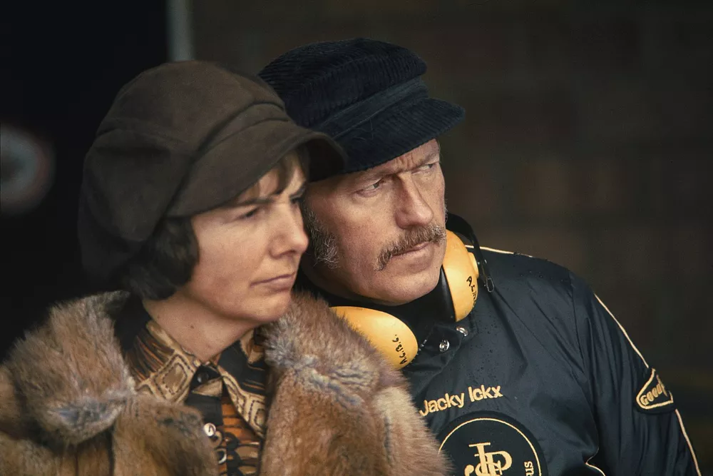 Colin Chapman, Lotus, avec sa femme Hazel