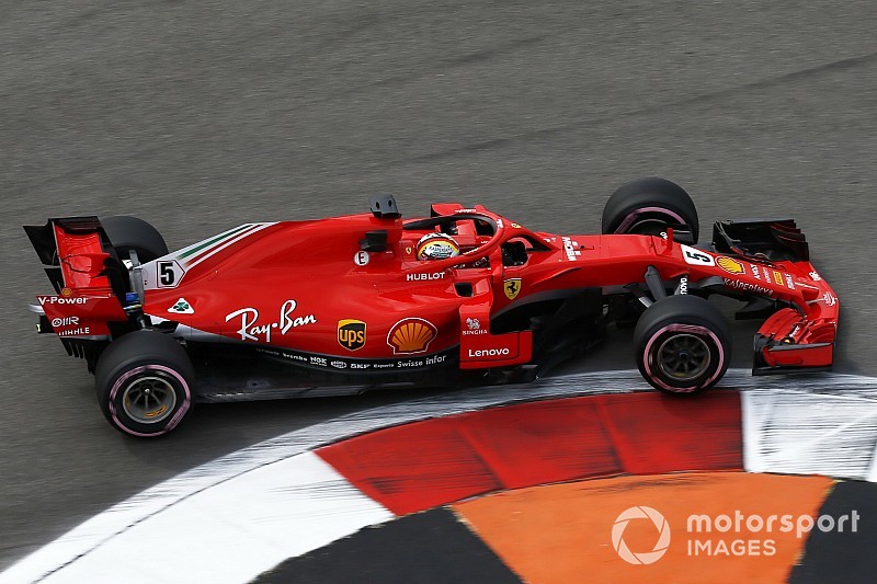 Vettel bovenaan in eerste training Rusland, tweede tijd Verstappen
