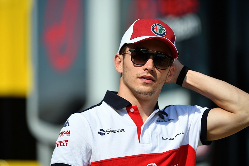 Vettel: Geen haast om Leclerc naar Ferrari te halen