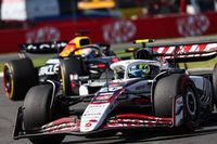 Bearman sintió "la mayor presión" de su vida en el duelo con Verstappen