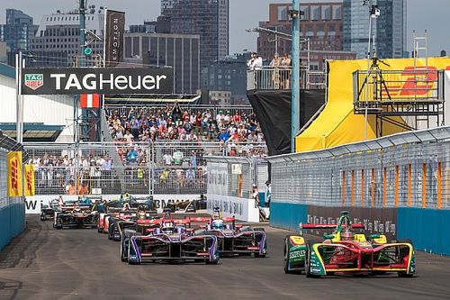 La FE podría incorporar una serie de autos de turismo eléctricos