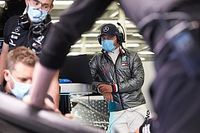 F1: Mercedes quebra silêncio dos motores e inicia teste em Silverstone para treinar procedimentos de segurança