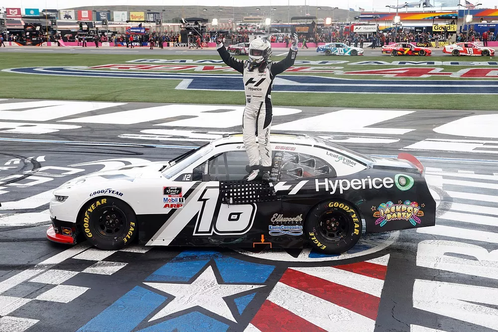 Race winner A.J. Allmendinger, Kaulig Racing, Chevrolet Camaro Hyperice