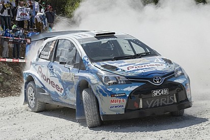 Review Over Drive: Rumitnya dunia motorsport