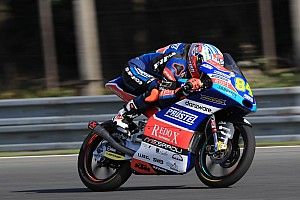 Kornfeil se lleva una pole disparatada en Moto3