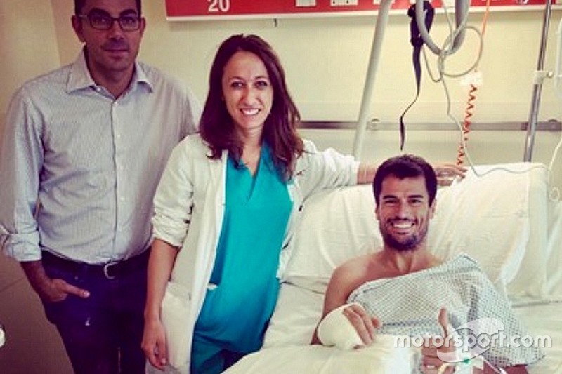 Simone Corsi operato alla mano destra dopo l'incidente in Austria. Tornerà a correre già a Silverstone