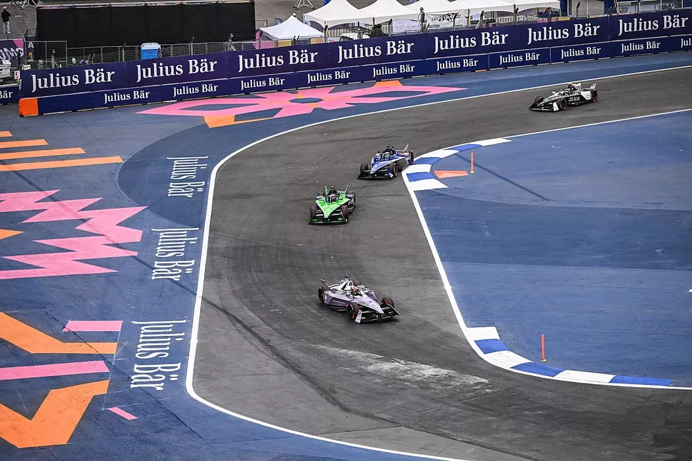 Pascal Wehrlein, Porsche, Porsche 99X Electric Gen3, Sebastien Buemi, Envision Racing, Jaguar I-TYPE 6, Maximilian Gunther, Maserati Racing, Maserati Tipo Folgore