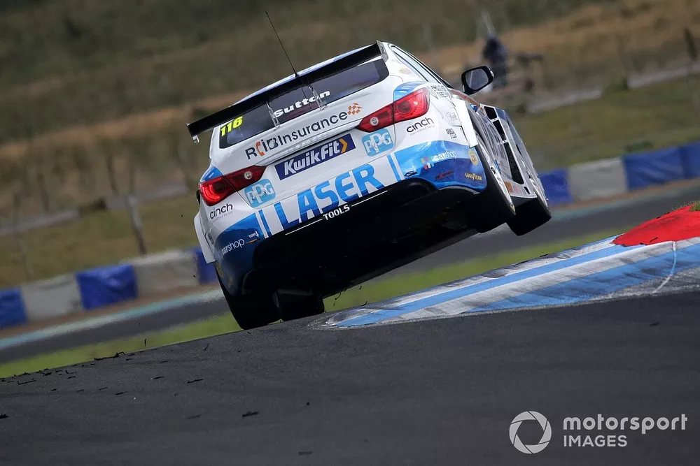 Ashley Sutton, Laser Tools Racing Infiniti Q50 