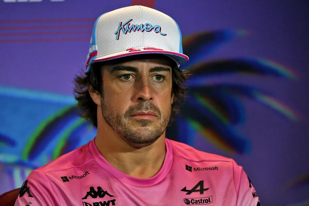 Fernando Alonso, Alpine F1 Team, in the drivers Press Conference