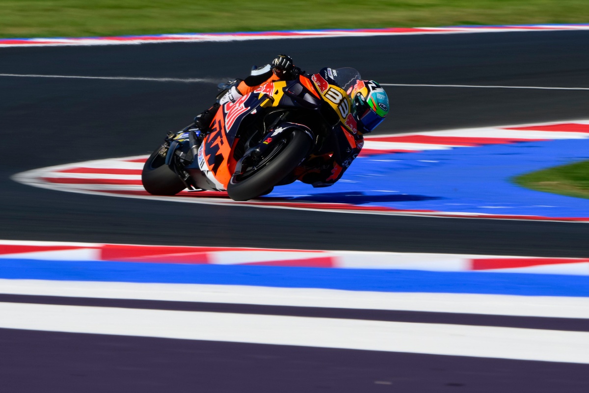 Vibrations, chaînes cassées, chutes : Misano a mis KTM à rude épreuve