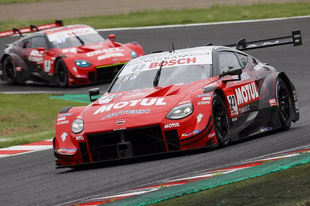 #23 MOTUL AUTECH Z