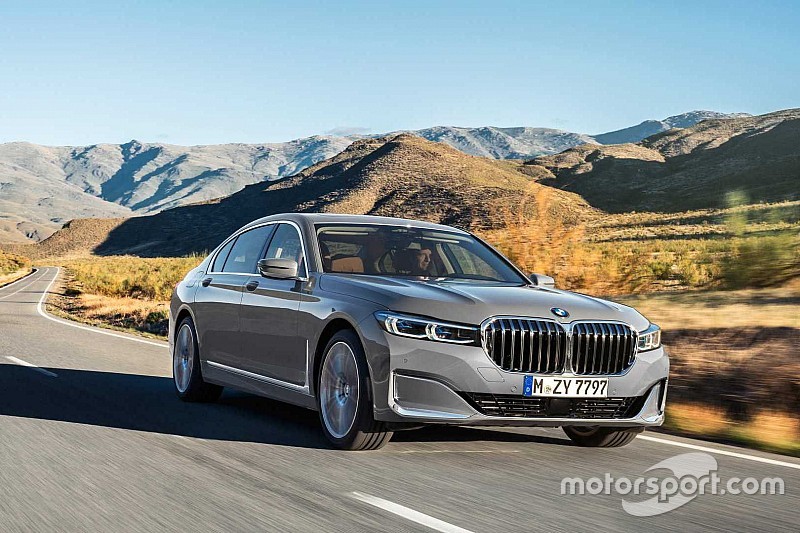 BMW оновила флагманський седан 7 Series