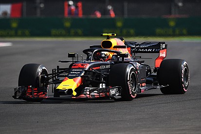 Пилоты Red Bull стали быстрейшими в первой тренировке в Мехико