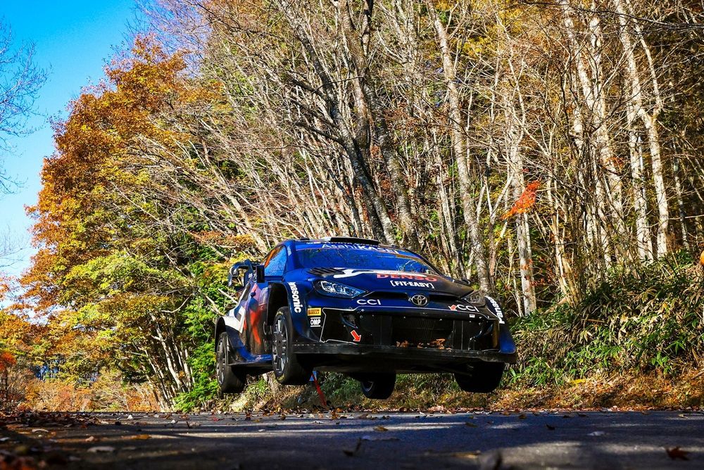 タナク総合首位。勝田貴元はステージ優勝2回で総合3番手まで0.1秒差