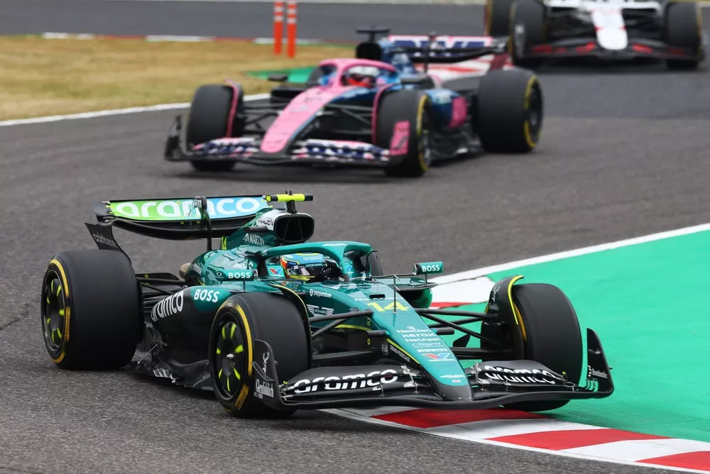 Fernando Alonso, Aston Martin Racing, Pierre Gasly, Alpine