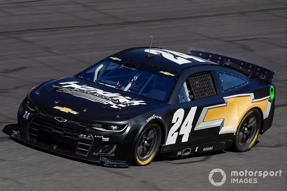 Kyle Larson, Hendrick Motorsports testing William Byron's Nascar Next Gen car