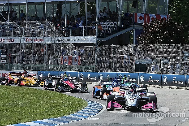 Race Start- Marco Andretti, Herta - Andretti Autosport Honda leads