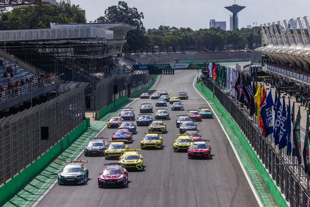 Largada; Stock Car