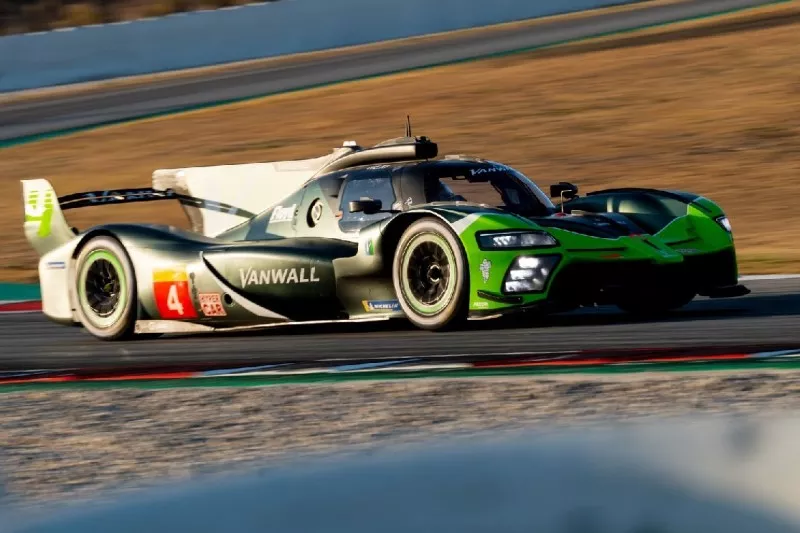 DTM-Pilot Esteban Muth wird Hypercar-Ersatzmann bei Vanwall: "Zukunft  rosig!"