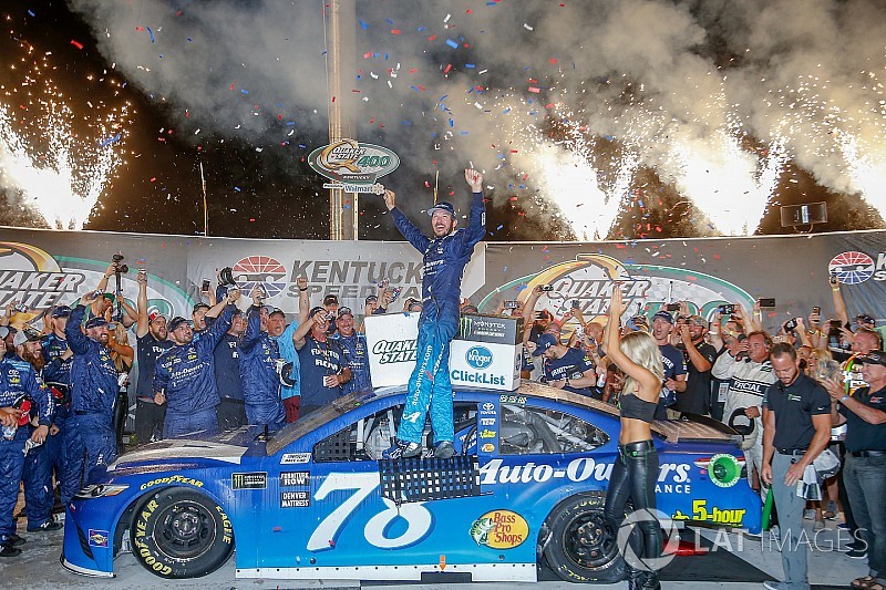 Martin Truex Jr. cruises to repeat victory at Kentucky Speedway
