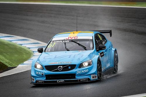 Girolami llegó tercero y Guerrieri fue cuarto en la segunda carrera