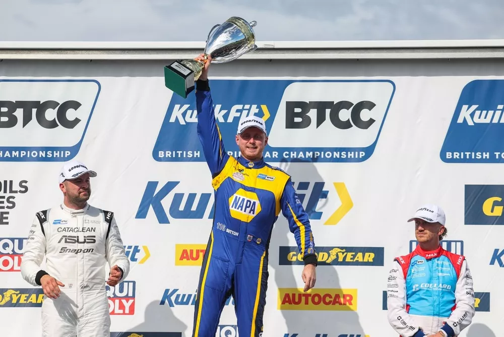 Podium Rowbottom, Sutton, Collard-0H5A1728.JPG