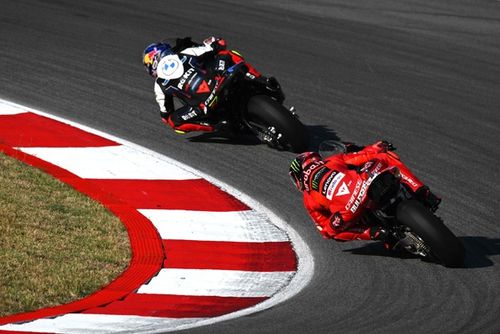 Razgatlioglu: "Disfruto de las batallas con Bautista, si corro solo me aburro"