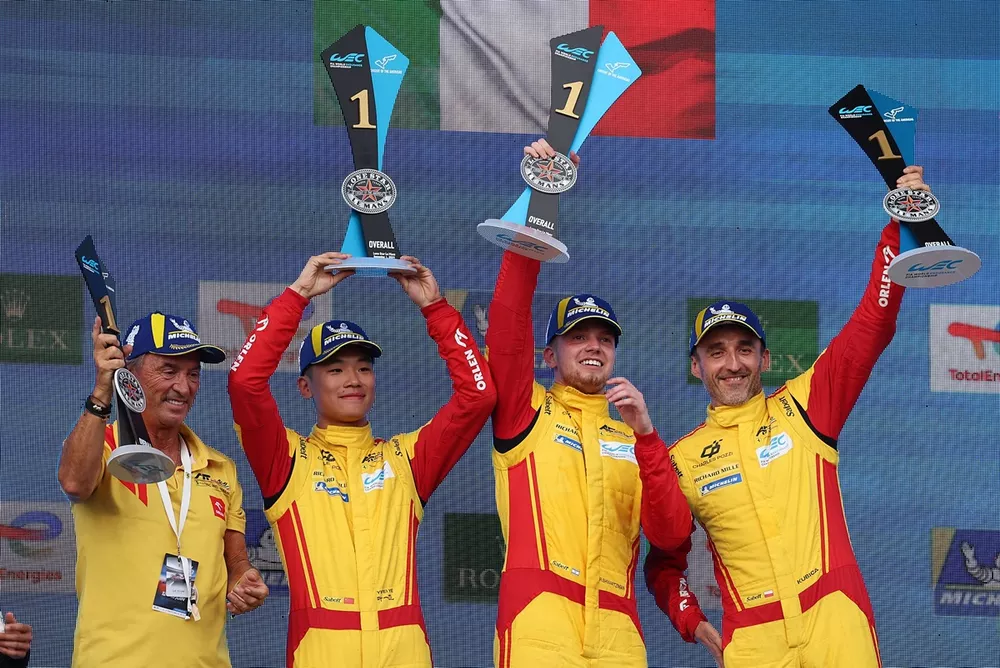 Podium: Race winner #83 AF Corse Ferrari 499P: Robert Kubica, Robert Shwartzman, Yifei Ye