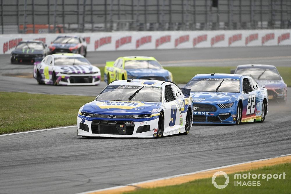 Chase Elliott, Hendrick Motorsports, Chevrolet Camaro, Joey Logano, Team Penske, Ford Mustang
