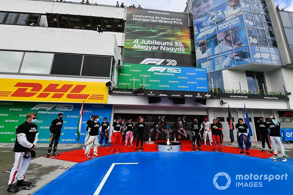Drivers take the kneel to show support for ending racism, Kimi Raikkonen, Alfa Romeo, Daniel Ricciardo, Renault F1 Pierre Gasly, AlphaTauri, Daniil Kvyat, AlphaTauri, Sergio Perez, Racing Point, Valtteri Bottas, Mercedes-AMG Petronas F1, Lewis Hamilton, Mercedes-AMG Petronas F1, Lance Stroll, Racing Point Sebastian Vettel, Ferrari, Max Verstappen, Red Bull Racing, Carlos Sainz Jr., McLaren, Alex Albon, Red Bull Racing andNicholas Latifi, Williams Racing
