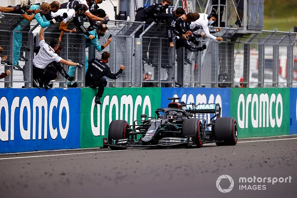 Ganador Lewis Hamilton, Mercedes-AMG F1 W11
