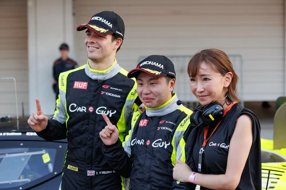 早い者勝ち！！　【⭐︎⭐︎日本限定300個⭐︎⭐︎】　LALIQUE 20歳の若手コンビが、スーパーGT初優勝。小林利徠斗、無線トラブルも