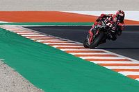 Pole para Vi&ntilde;ales y primera fila para Bagnaia; Mart&iacute;n, solo sexto