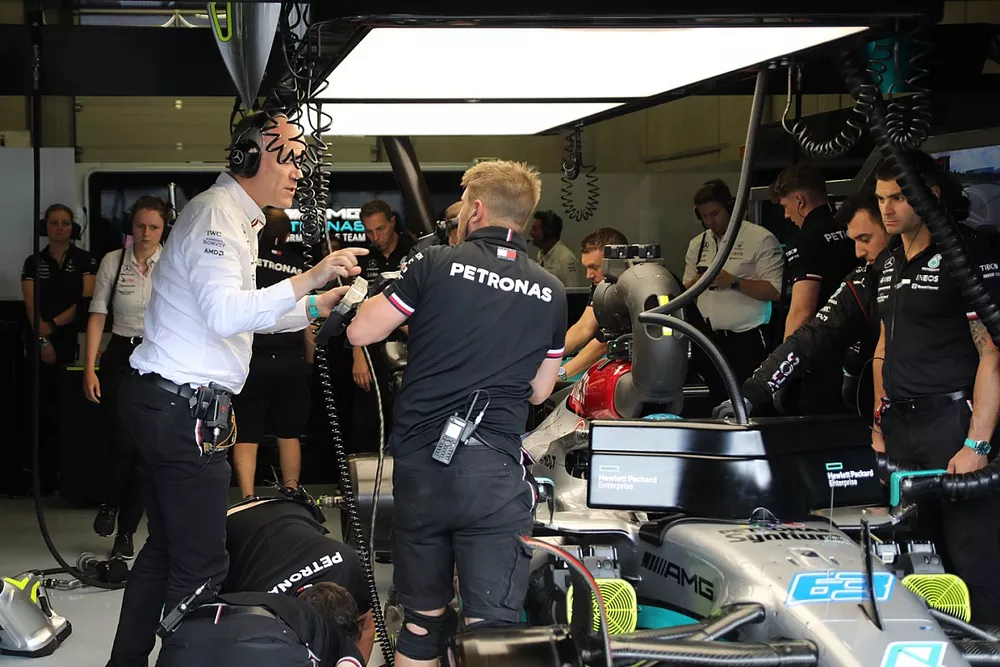 Le garage Mercedes