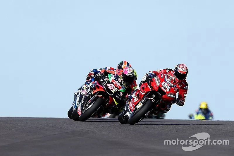 Andrea Dovizioso, Ducati Team, Aleix Espargaro, Aprilia Racing Team Gresini