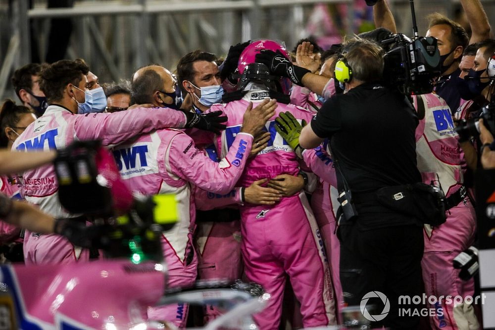 Race Winner Sergio Perez, Racing Point celebrates in parc ferme with his team