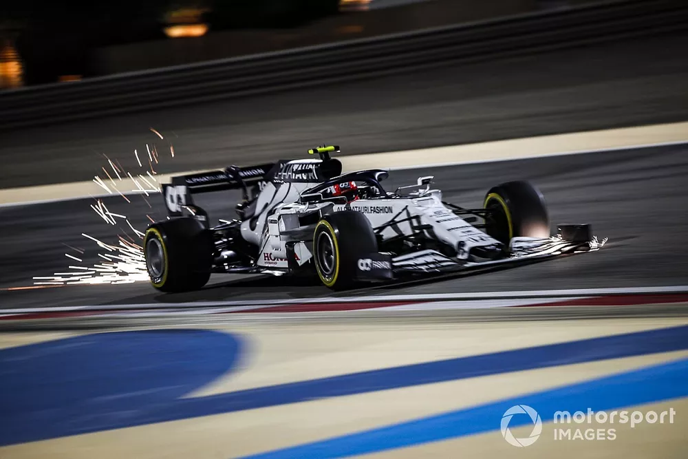 Sparks fly from Pierre Gasly, AlphaTauri AT01