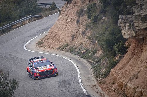 Neuville arranca la ma&ntilde;ana del s&aacute;bado en Espa&ntilde;a al frente