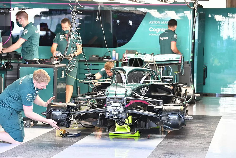 Detalle del Aston Martin AMR21