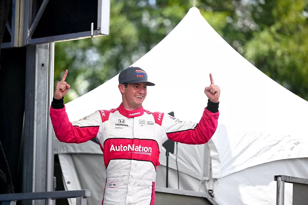 Kyle Kirkwood, Andretti Autosport Honda, winner