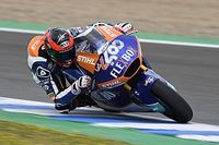 Augusto Fern&aacute;ndez se estrena en la pole de Moto2