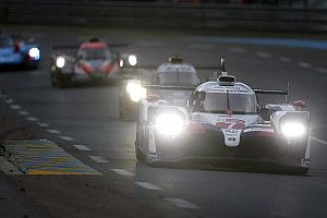 Le Mans: Toyota entra en la noche liderando, Pechito L&oacute;pez en primero