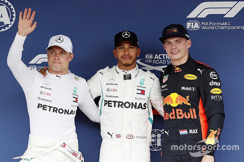 Hamilton pakt tachtigste pole in enerverende kwalificatie, Verstappen fraai op P3