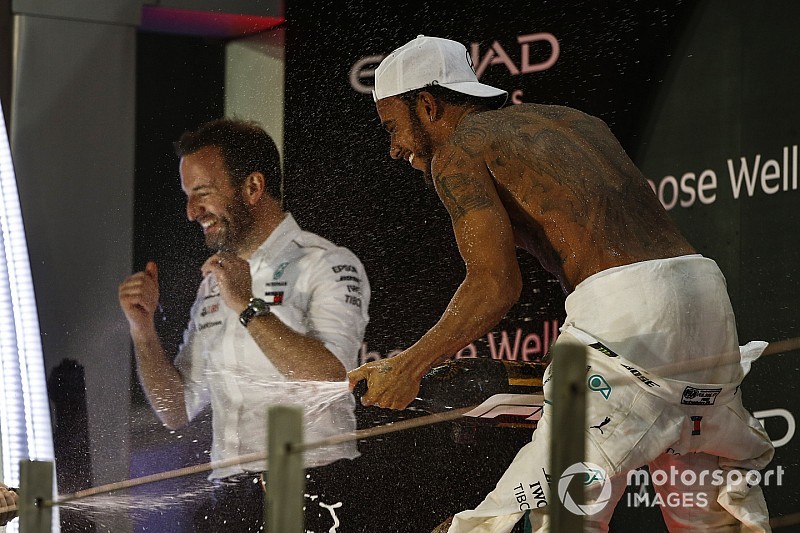 34 esztendős lett az ötszörös világbajnok Lewis Hamilton